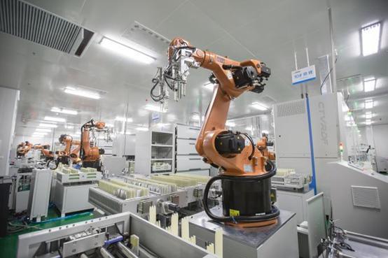 Long-lasting 325ah LiFePO4 Lithium Battery for Heavy Trucks and Construction Machinery