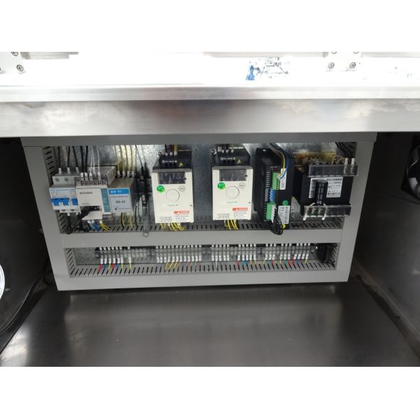 Pneumatic Round Bottle Automatic Labeling Machine Glass for Cosmetic Jar Can 300KG