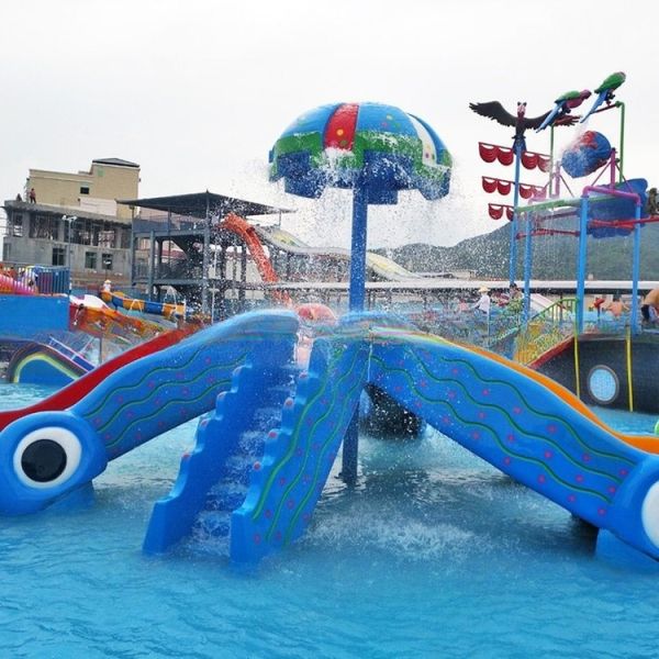 Water Park Fiberglass Kids Water Slides Equipment