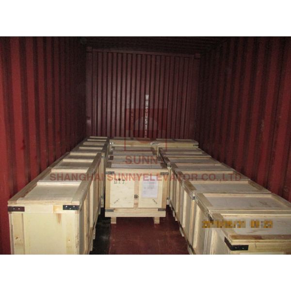 Traction System Geared Traction Machine With Lift Motor High Efficiency VVVF