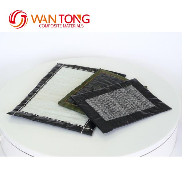 Professional Gcl Geosynthetic Clay Liner for Landfill Dam Lake Mining Project