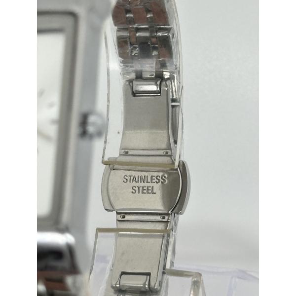 Silver Dial Analog Wrist Watch Stainless Steel With Date Display And Luminous Hands