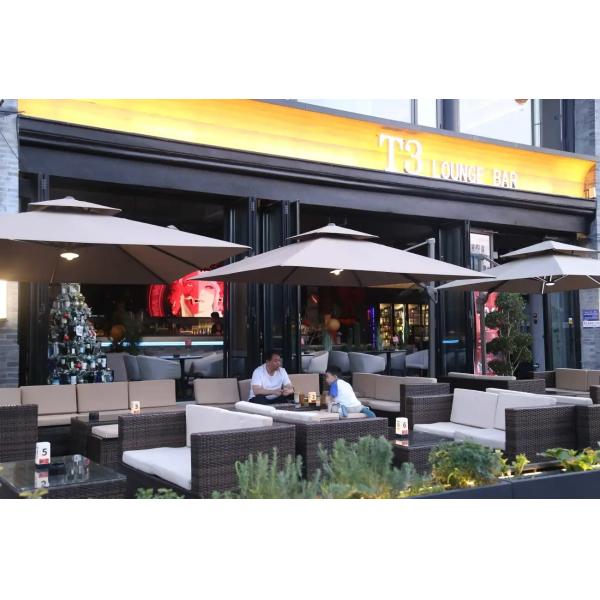 Light Art Gallery Folding Window Providing Museum Grade Illumination for Exhibits