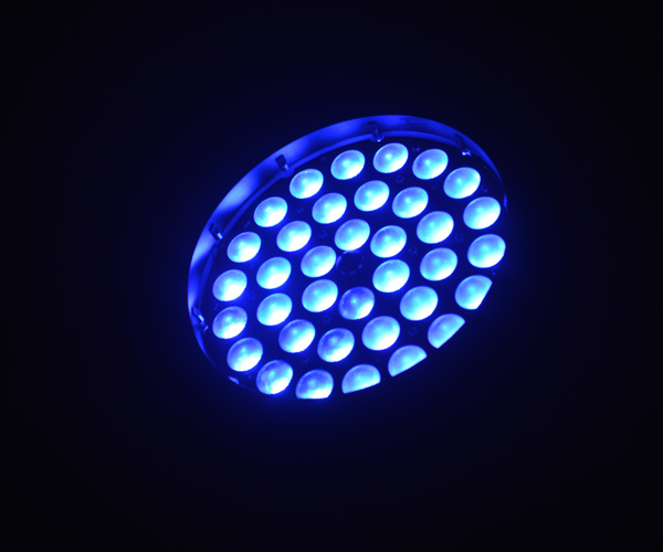 Wireless Control 36 * 10 W Moving Head LED Wash Zoom DJ KTV Bar Rotating Stage Light