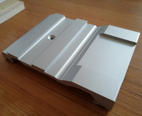 ±0.1mm Tolerance Aluminium Extruded Sections
