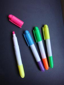 China Highlighter Maker Fluorescent Pen with Chisel Nib wholesale