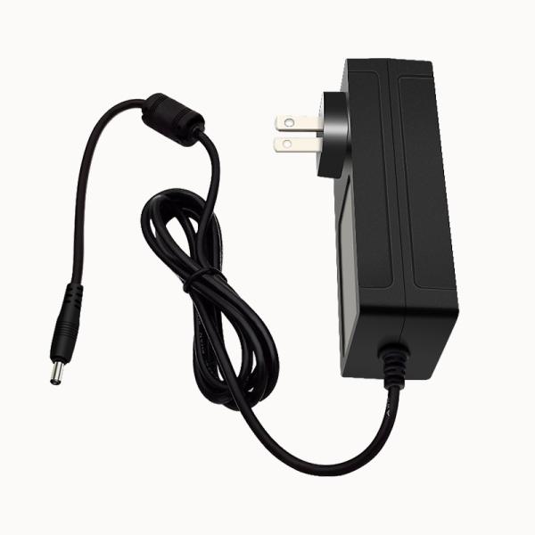 RoHS Certified Ac To Dc Wall Charger Portable 2000mA Output Current Customised