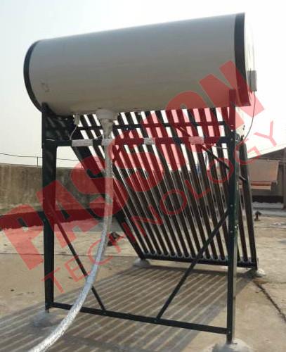 Quality Pressurized Solar Water Heater System With 20 Tubes Stainless Steel Reflector Frame for sale
