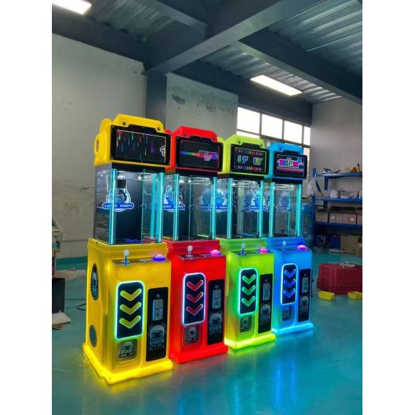 100w Operating Power Dl-Pm12 Dreamland Coin Operated Mini Claw Game Machine Children Toy Plush Doll Machine For Entertainment