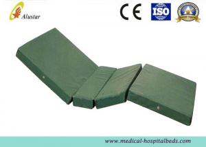 China Washable Double Crank High Density Mattress 4 Parts Hospital Bed Accessories (ALS-A05) on sale