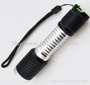 China XML-T6 CREE 10W 1200LUM  super power rechargeable and dimmable LED torch wholesale