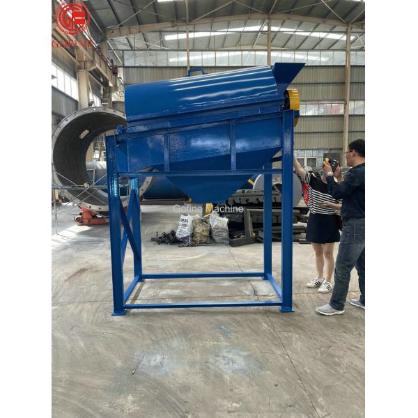 Mobile Compost Fertilizer Production Heavy Duty Trommel Screen 5T/H