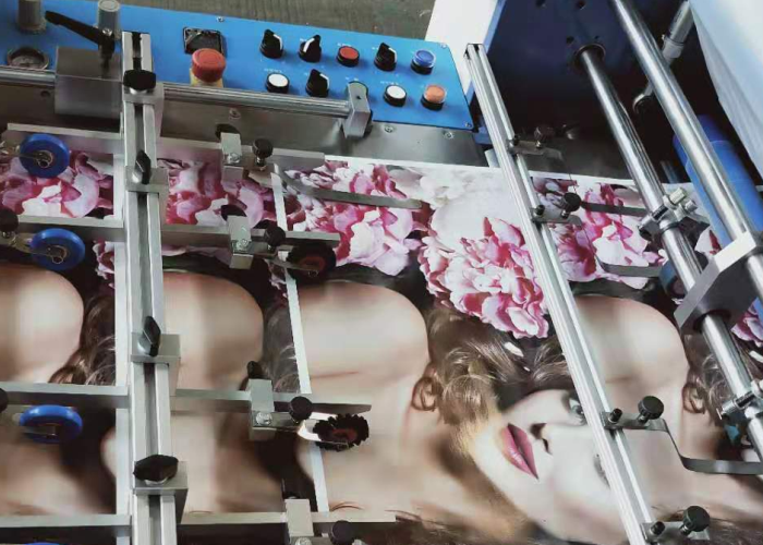 High Efficiency Commercial Laminator Machine 5600 * 1350 * 1600MM M - 560Y