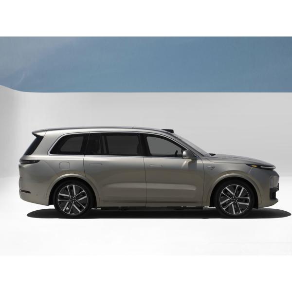 2022 2023 Li Xiang One L7 L8 L9 Electric Car SUV with WLTC Comprehensive Operating Range of 1100km and 0.5h Charging Time