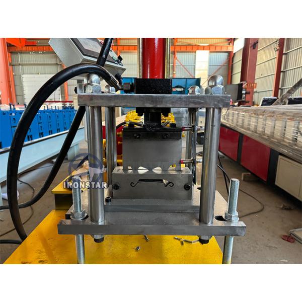 Rolling shutter door roll forming machine in Nicaragua