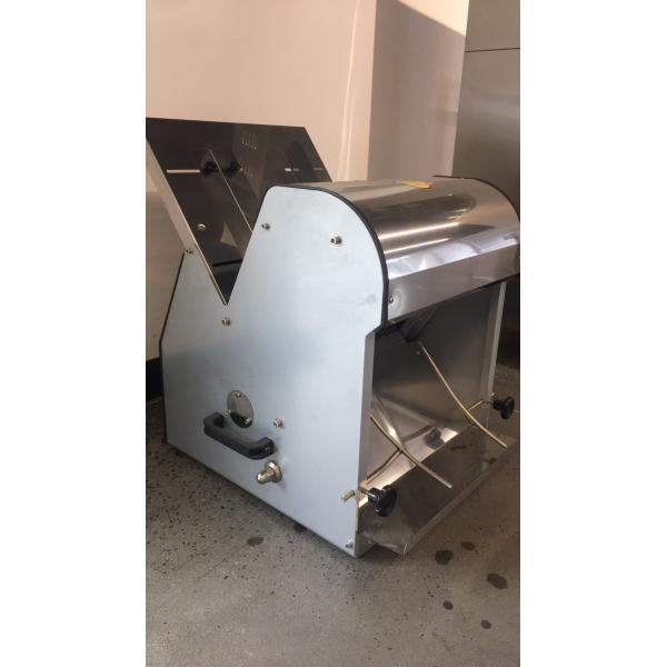 Electric 220V Table Top Toast Bread Slicer Machine