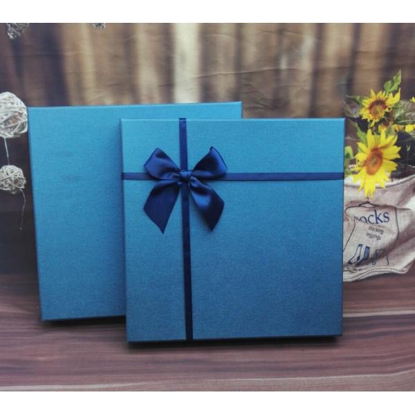 Ribbon Square Gift Boxes With Lids 4C Offset Printing Packaging
