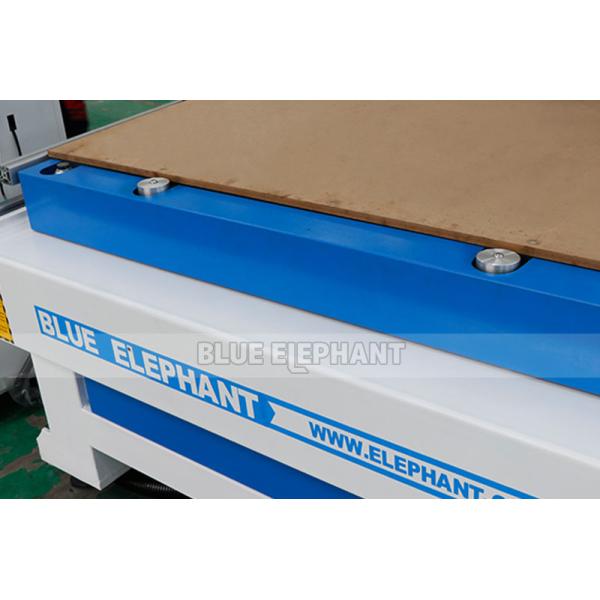 1325 Three Processes Multi Head CNC Router Machinery with HQD Air Cooling Spindle