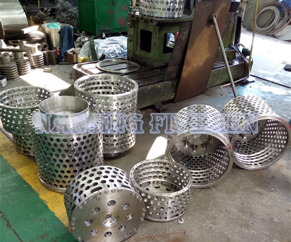 1800 Speed R/Min Salt Centrifuge Machine Duplex Steel Material 560 MM Diameter