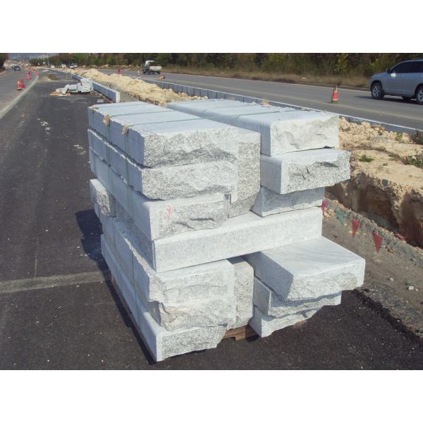 Flamed Honed Block Paving Kerbs , Sawn Cut Driveway Paving Slabs High Density