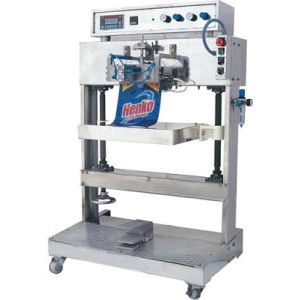 China Small Scale Center Seal Pouch Making Machine 9.4Kw 5800x1500x1350 mm wholesale