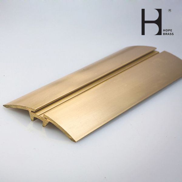 Wearproof 5000mm Long CuZn39Pb2 Brass Door Frame Long Using Life