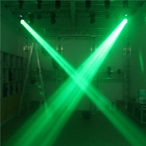 RGBW 4In1 7pcs Mini LED Moving Head Light Strong Beam Light Effect For Concert