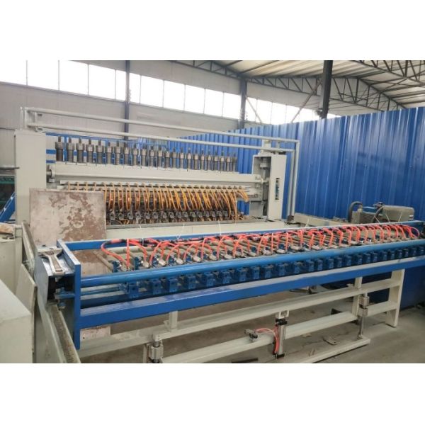 Galvanized Wire Black Wire Mesh Spot Welding Machine , Fence Mesh Welding Machine