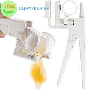 China separate EZ Egg Cracker Handheld EZ cracker egg cracker with separator tools egg beaters wholesale