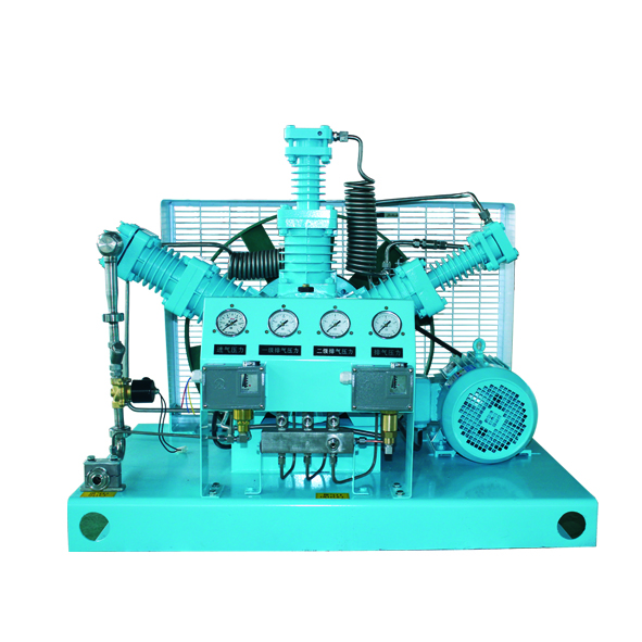 7.5KW Oilless Oxygen Filling Compressor 200bar Water Cooling
