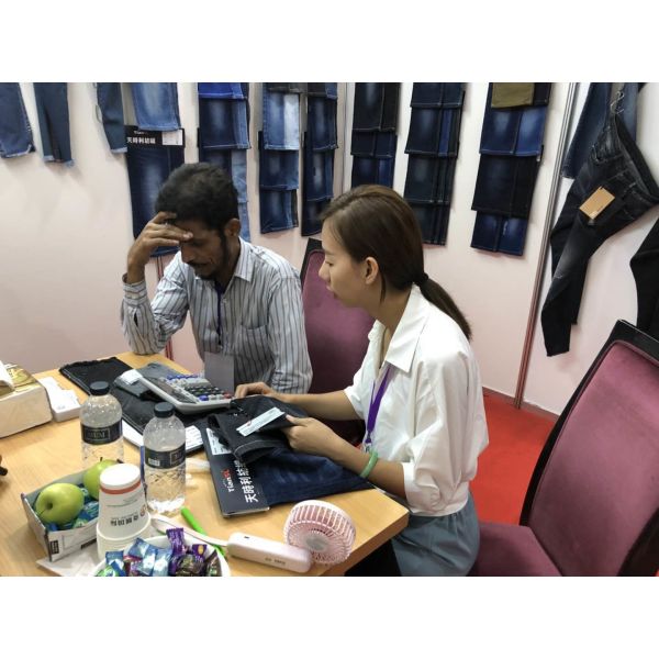 Mercerizing Knitted Denim Fabric 170cm 13 Oz