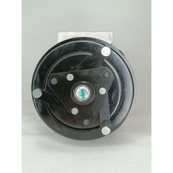 OEM 92600ET02A Auto AC Compressor Assembly For Nissan Qashqai2.0