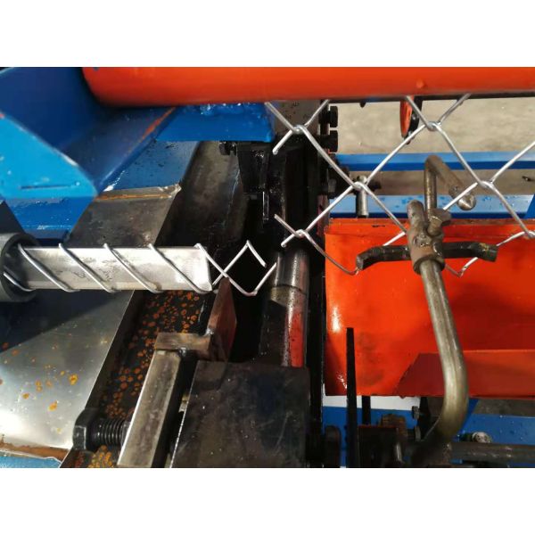 100m Rolling Mesh 0.75kw Chain Link Fence Making Machine