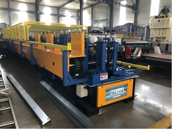 76.2-127mm Customizable Cz Purlin Machine For Steel Section