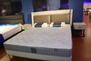 China Bedroom 180x200cm Tencel Fabric Memory Foam Mattress Reflex on sale